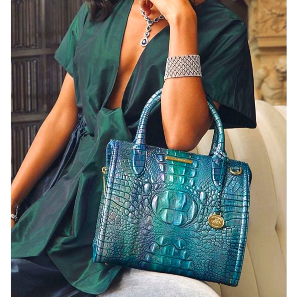 π₯³πHOST PICK!ππ₯³ ππ₯³ BRAHMIN Blue Topaz Small Caroline Satchel & Wallet π₯³π - Picture 4 of 14